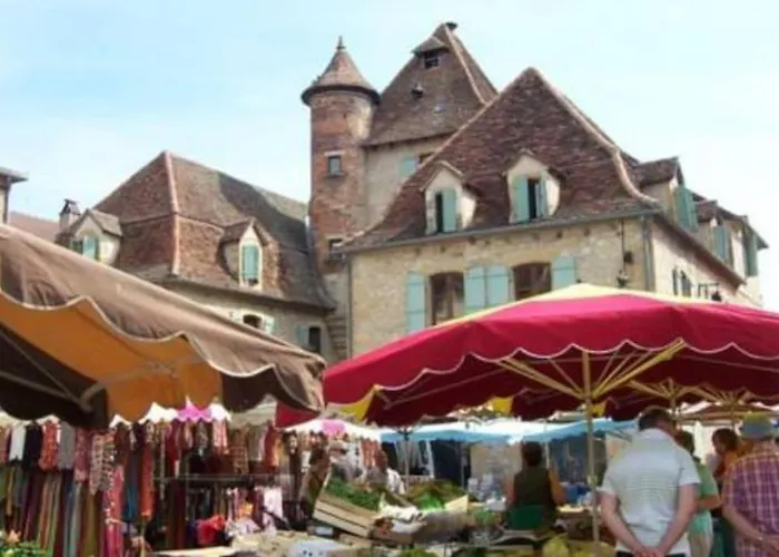 Vakantiehuis La Poire, Op Landgoed Aan De Dordogne