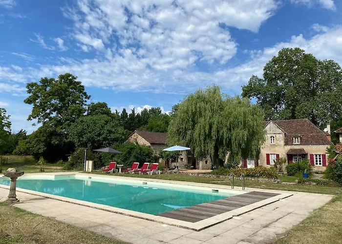 Vakantiehuis La Poire, Op Landgoed Aan De Dordogne