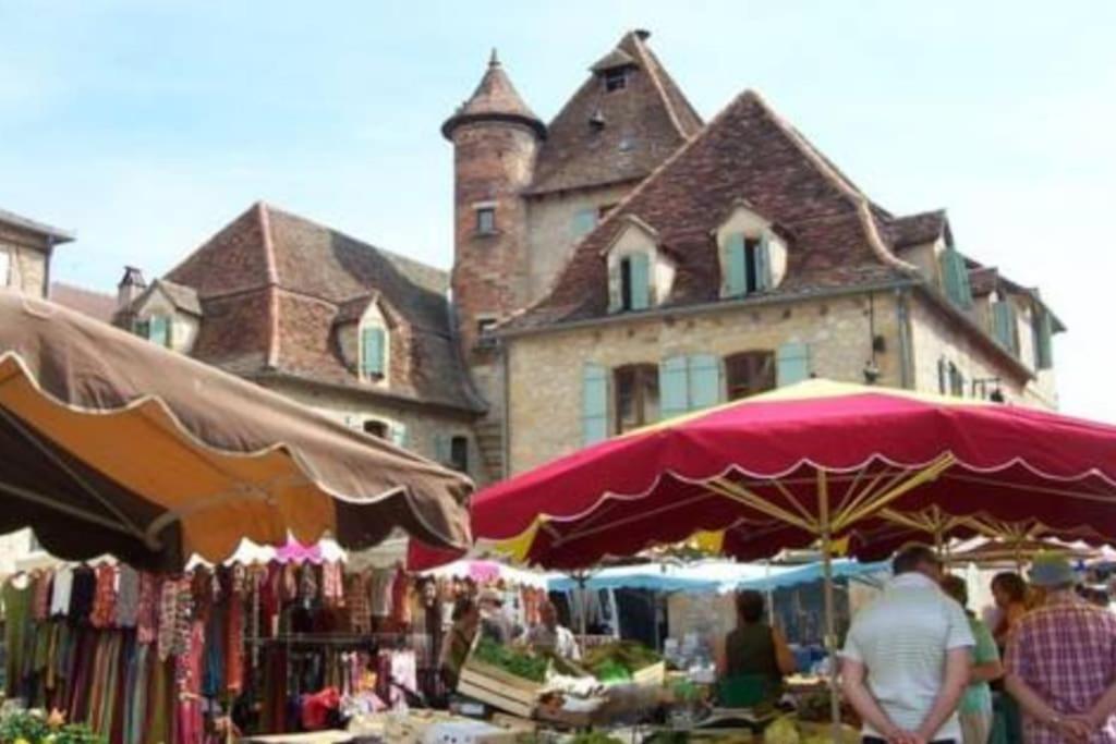 La Poire, Op Landgoed Aan De Dordogne